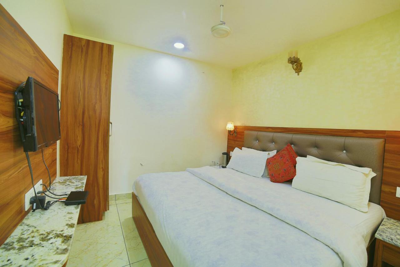 Hotel Aradhana Mount Abu Exterior photo