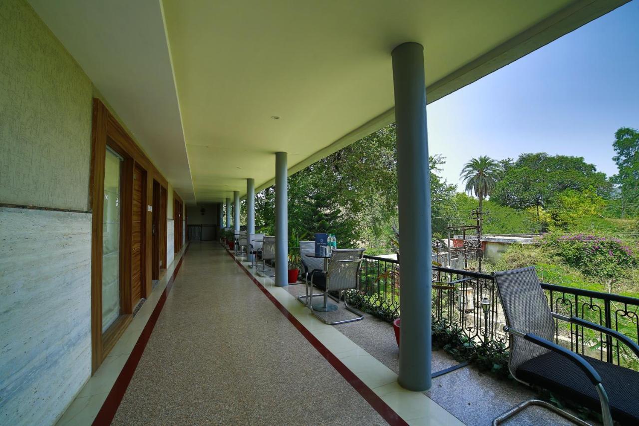 Hotel Aradhana Mount Abu Exterior photo